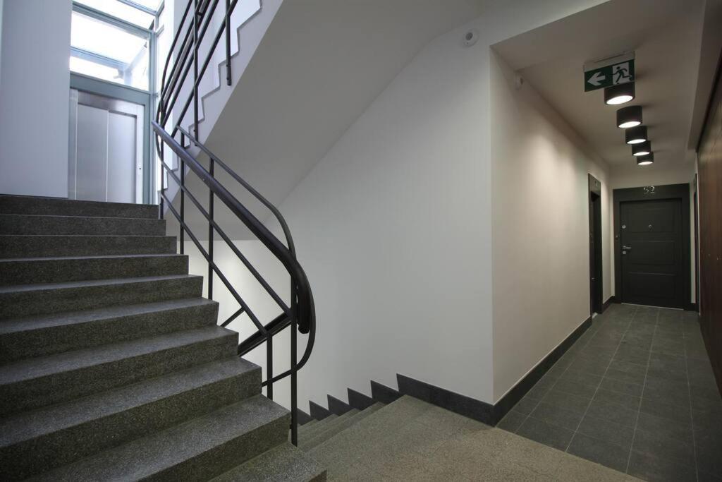 Lovely Condo In The Heart Of Warsaw Piekne Mieszkanie W Samym Sercu Warszawy Εξωτερικό φωτογραφία